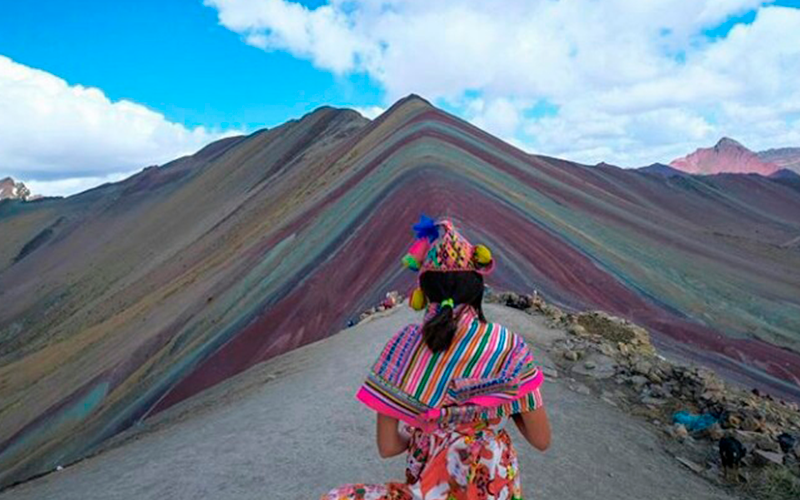 Tour Rainbow Mountain