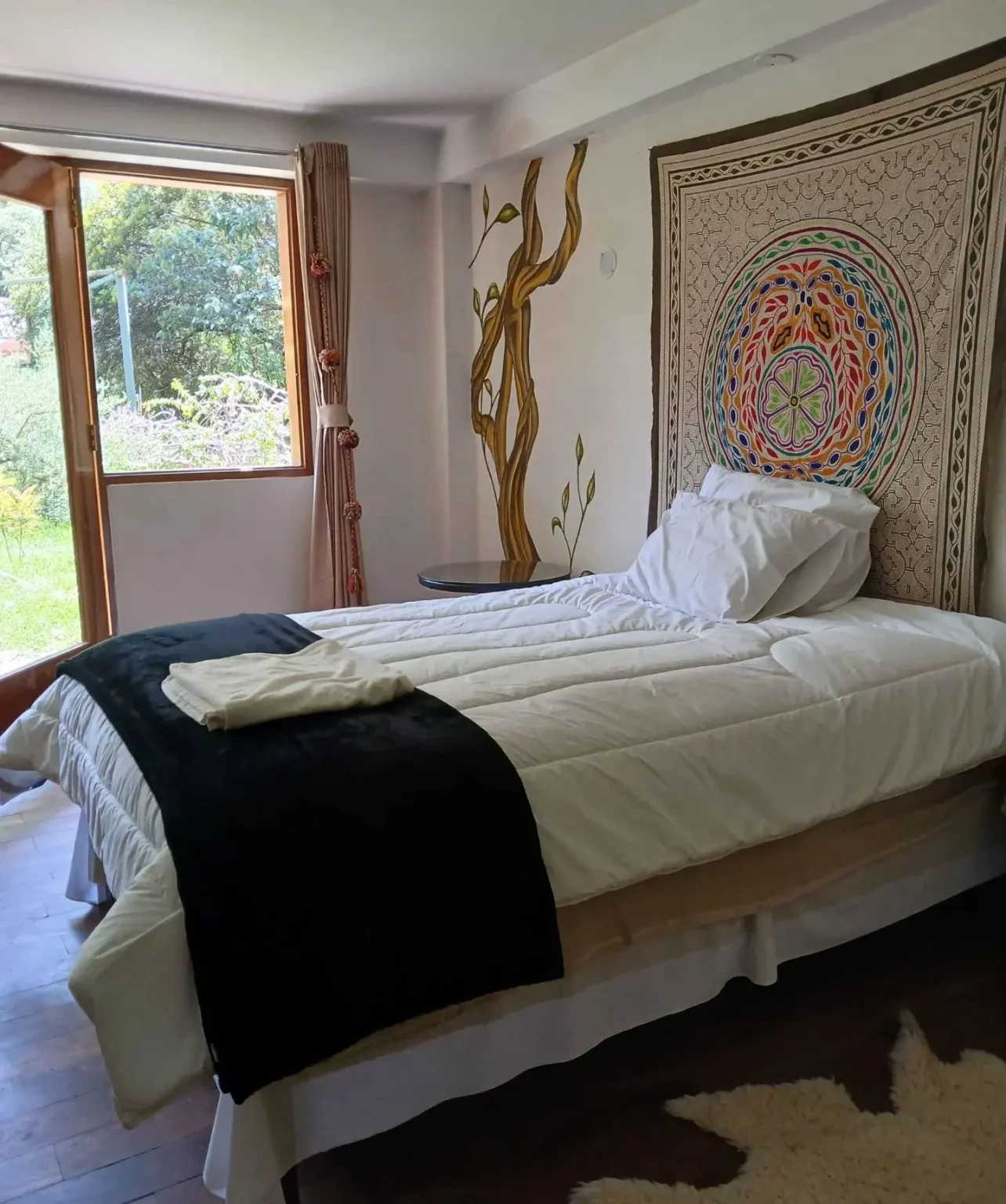 Comfortable bedroom at a Peru ayahuasca retreat, Cusco